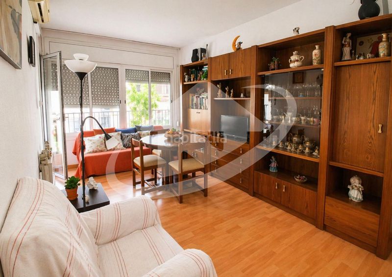 Foto cbc75d02-9139-4ed7-9c36-9525523cec4d. Piso acogedor piso a leixample ideal para familias en Sabadell