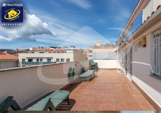 �tic a Eixample - Can Boguny�. D�plex luminoso en el centro de castellar  con parking y ascenso