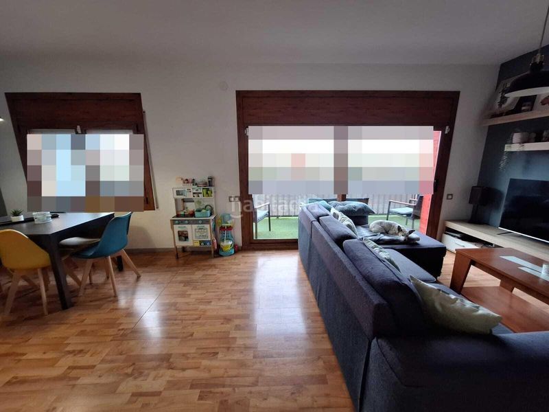 Foto f9acfade-32f9-4018-9954-723fbf4be99b. Àtic amb calefacció a Espai Tolra - Els Pedrissos - Can Carner Castellar del Vallès