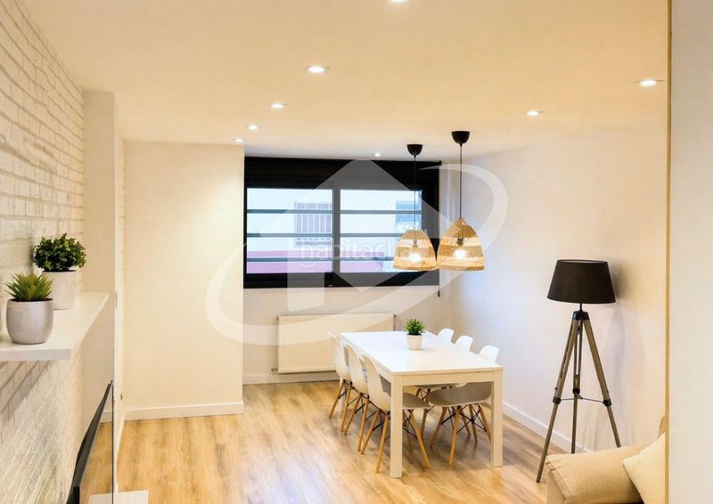 Foto da3c5e03-da32-48d7-b3db-251743492891. Casa amb calefacció a La Plana del Pintor Sabadell