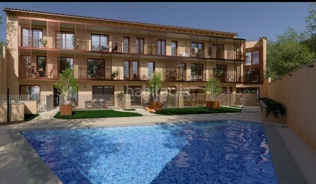 Foto fbc982a3-8112-43ff-b606-84c6a8c5e078. Àtic amb calefacció aparcament piscina a Poble - Casc Antic Castellar del Vallès
