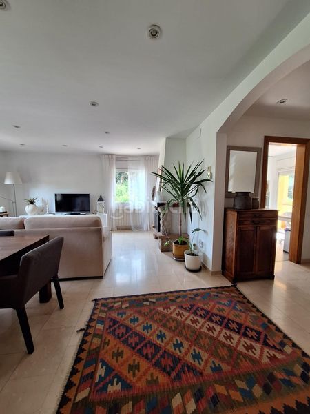Foto f9b60f14-736f-4d31-92bf-75265065eb67. Casa amb calefacció aparcament piscina a El Racó-Sant Feliu del Racó Castellar del Vallès