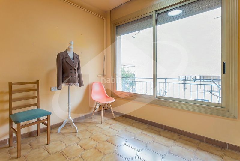 Foto 3d958c55-2fa3-4e2b-bc9d-f91d5d7e3d33. Appartement avec chauffage dans Eixample Sabadell