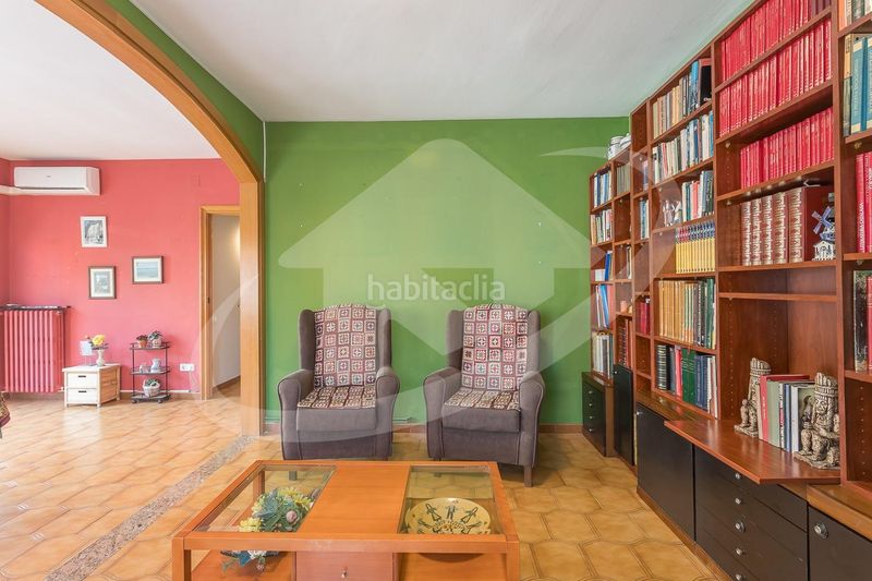 Foto 8f42df6d-ef62-4adc-bf72-7a54340557a8. Appartement avec chauffage dans Eixample Sabadell
