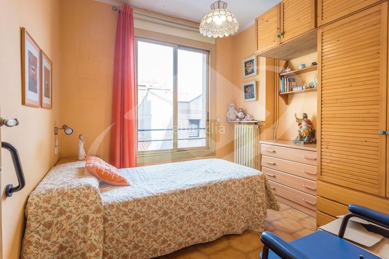 Foto 9e6cda6d-fceb-44cb-810d-51b95b0d7e56. Appartement avec chauffage dans Eixample Sabadell