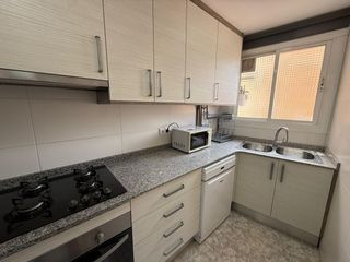 Pis  Carrer de batllevell. Piso para entrar a vivir en creu alta