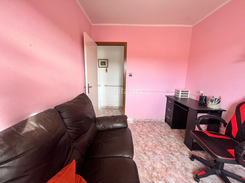 Foto 9371009f-cd19-4fb9-a1f8-c4b1ba5215d3. Pis amb calefacció a La Roureda Sabadell