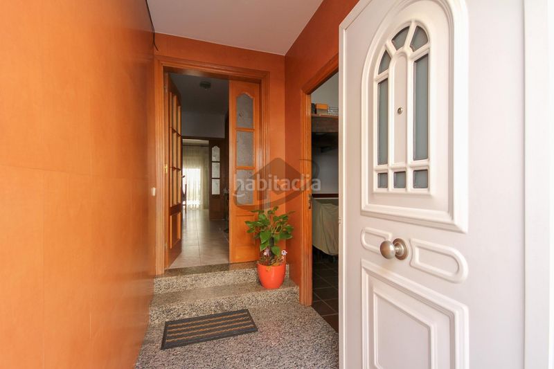 Foto ca9cf7f4-8248-462a-9777-4c71b7d479ff. Casa amb calefacció aparcament a Sol i Padrís - Sant Oleguer Sabadell