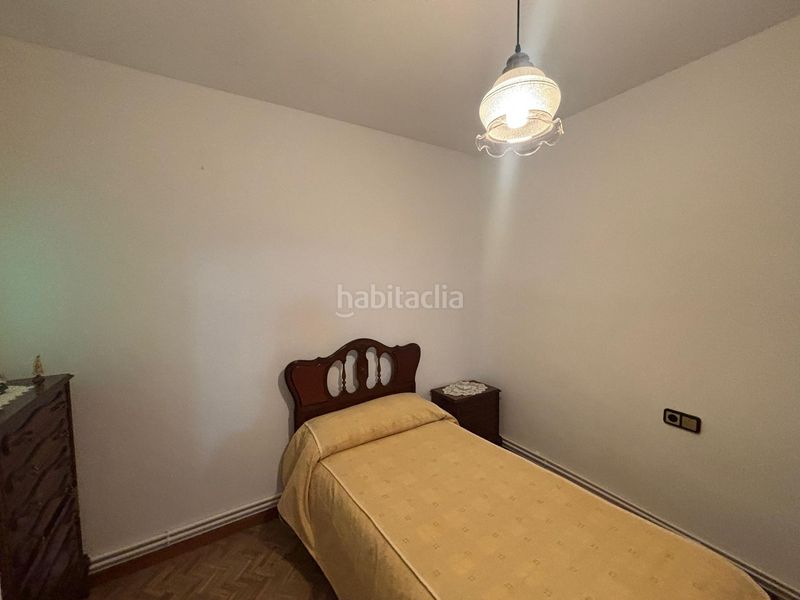 Foto be6a195c-d2ee-4ff0-a4ed-d28a856d41a9. Casa amb calefacció a Creu de Barberà Sabadell