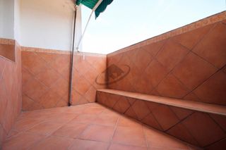 Appartement dans Badia del Vall�s. C�ntrica y soleada vivienda con ascensor y balc�n