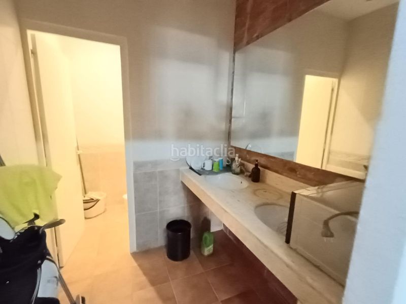 Foto f28a0ba7-b922-4de9-bfd5-d02351b85df3. Alquiler local comercial magnífico local comercial en chaflán en Barberà del Vallès