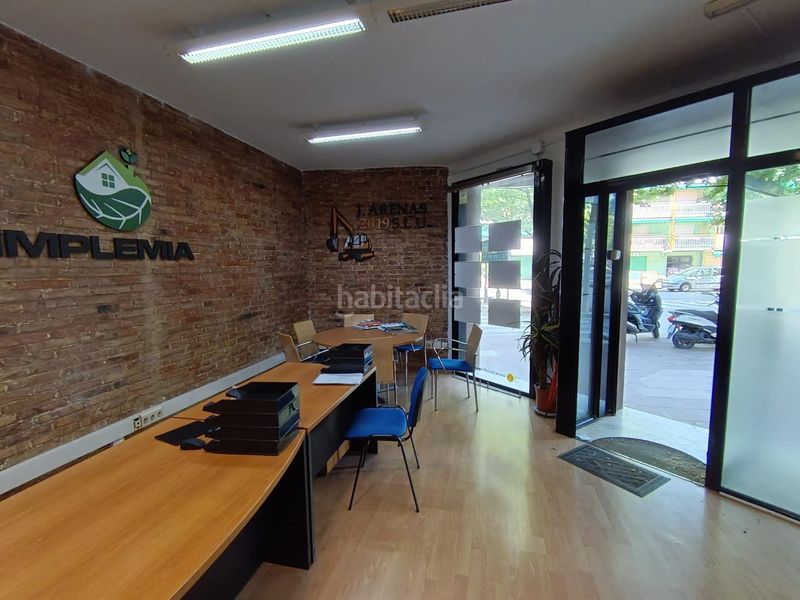 Foto f5960c4f-ee1c-4feb-b6e7-568a925d7a58. Alquiler local comercial magnífico local comercial en chaflán en Barberà del Vallès