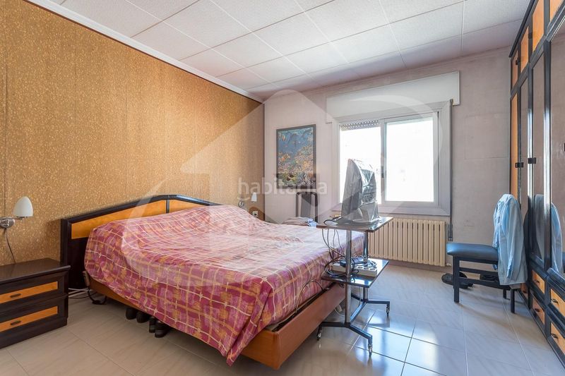 Foto 236a0a61-e67a-4034-a538-8ab8401e4590. Casa adossada amb aparcament a Gràcia Sabadell