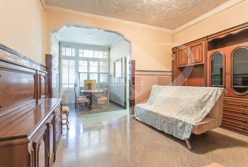 Foto 54437752-edeb-446b-a534-9d9d417074e3. Casa adossada amb aparcament a Gràcia Sabadell