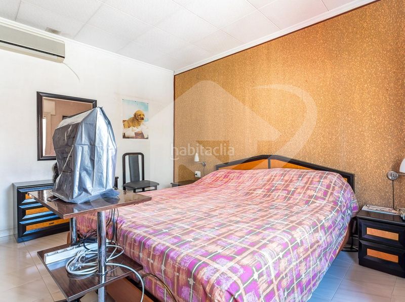 Foto 875a7b27-a834-4b6b-bfbe-1e3ba4626965. Casa adossada amb aparcament a Gràcia Sabadell