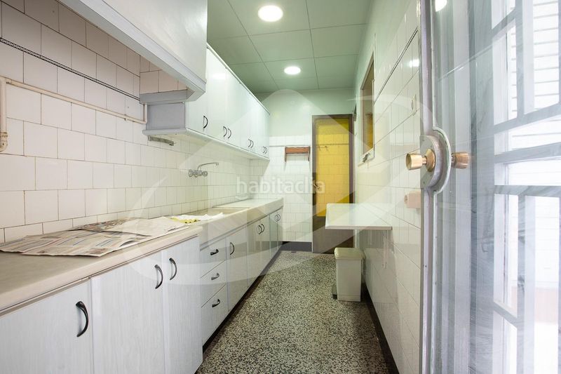Foto cad45e06-8c88-45c9-aff3-9dbf5946b241. Casa adossada amb aparcament a Gràcia Sabadell