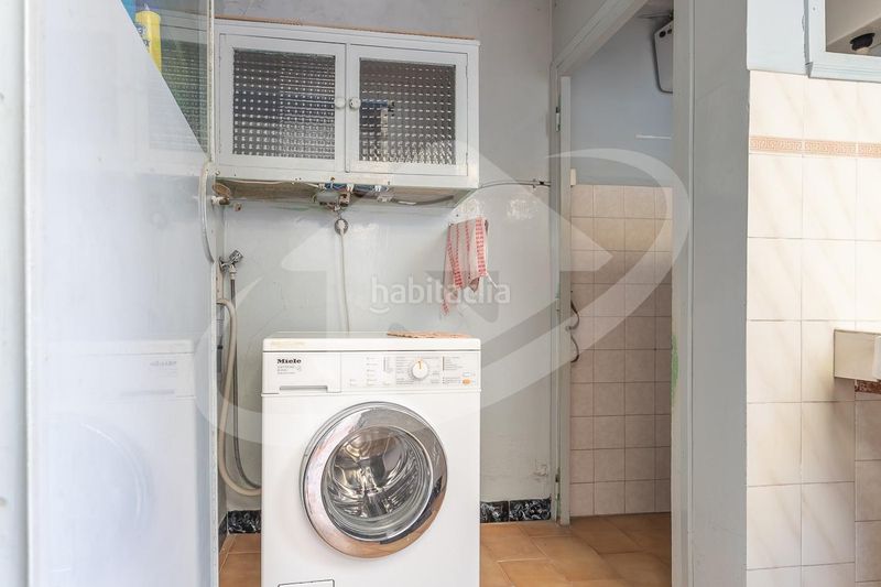 Foto fce0a9cd-8705-4d95-aabb-b0b5c3fce963. Casa adossada amb aparcament a Gràcia Sabadell