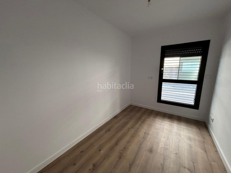 Foto f5f53d66-6bcb-47f1-b9c6-0c62f26591fa. Pis amb calefacció aparcament a Gràcia Sabadell