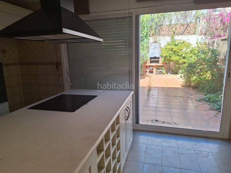 Foto d2e37d54-9b11-49bd-aa67-e83feb63f205. Casa adossada amb calefacció aparcament a Roc Blanc Terrassa
