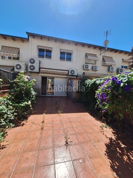 Foto bb19b233-985e-4c9a-b689-678a3f82279e. Casa adossada amb calefacció aparcament a Roc Blanc Terrassa
