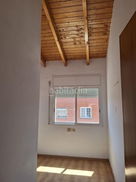 Foto e426f05b-3b07-449c-b8ae-e6666d754bd1. Casa adossada amb calefacció aparcament a Roc Blanc Terrassa