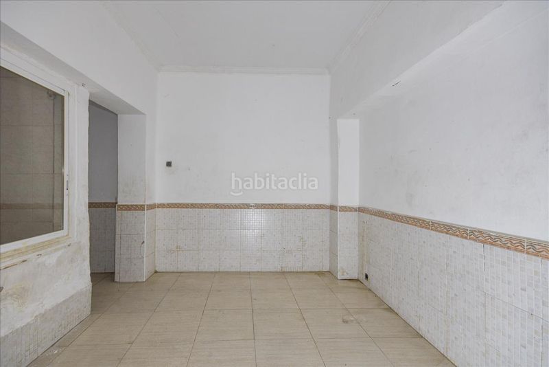 Foto 84167f89-a745-4d37-823d-a2df96bb2d5c. Planta baixa a Casc Antic Ripollet