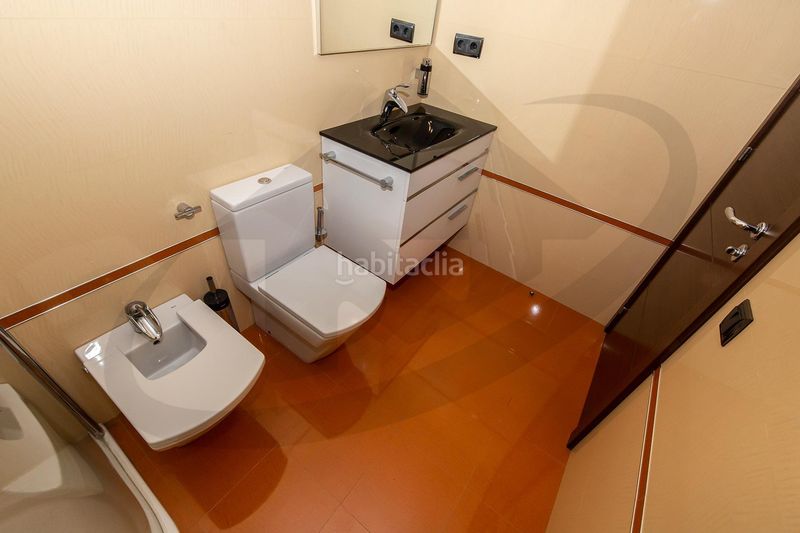 Foto de05d627-9c75-4318-b00c-e05d417dfef5. House with parking in Poble - Casc Antic Castellar del Vallès