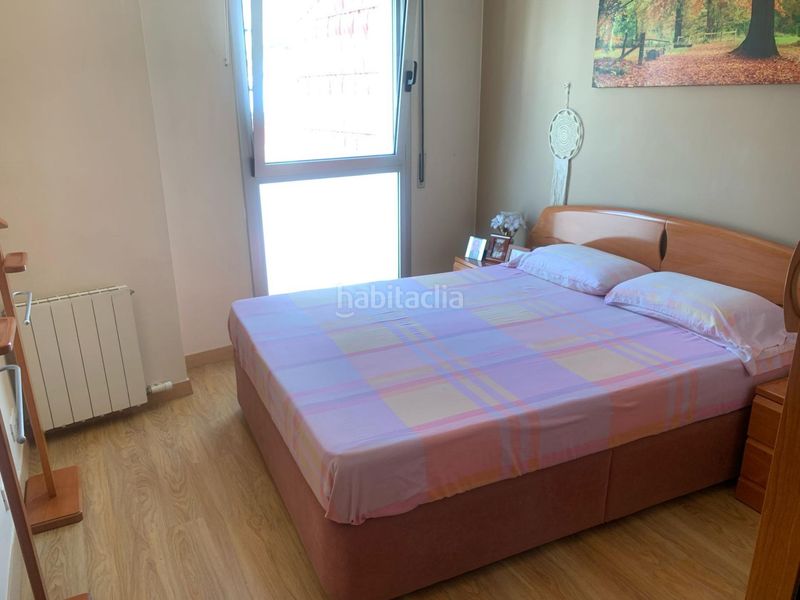 Foto ed00e88a-f5c4-4237-85bd-e4193e9e8910. Casa adossada amb calefacció aparcament a Can Rull Sabadell