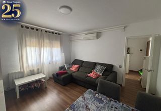 Flat in Ca n'Oriac. Luminoso piso exterior junto a av. matadepera y plaza espa�a