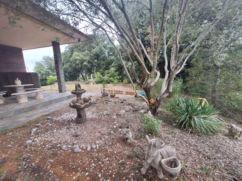 Foto 1aeb52be-7f2a-46b7-aa47-5e9972934bdf. Country house with parking in El Racó-Sant Feliu del Racó Castellar del Vallès