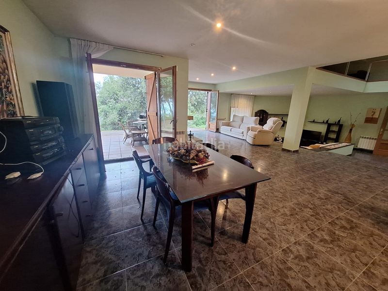 Foto a46892d4-4971-41e1-970b-03e1d6e4304c. Country house with parking in El Racó-Sant Feliu del Racó Castellar del Vallès