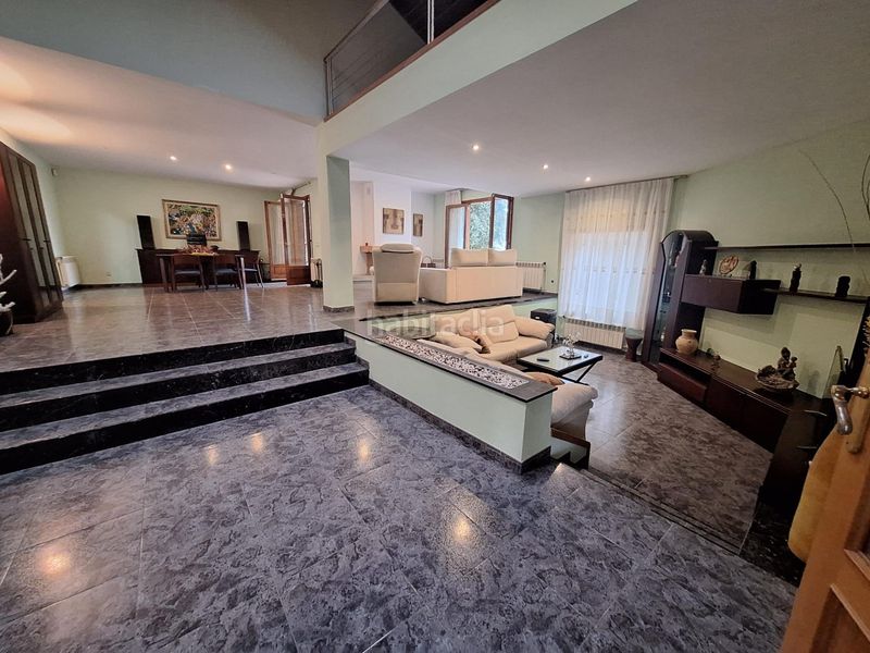 Foto d697d881-9554-412c-a9b4-045a9e96afb8. Country house with parking in El Racó-Sant Feliu del Racó Castellar del Vallès