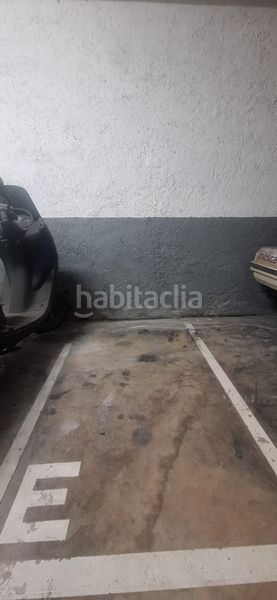 Foto 9082ac61-f312-4d94-bf72-305566c0504a. Aparcament de moto a Centre Sabadell