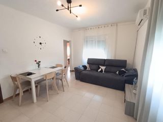 Flat  Joan llongueras de. Planta baja espectacular con mucha luz natural