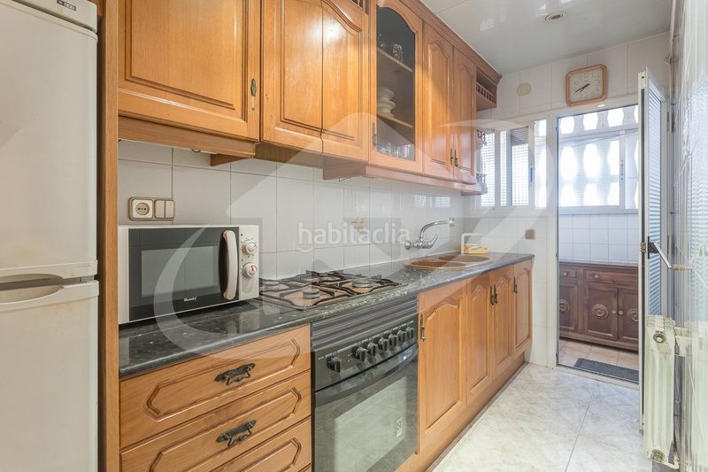 Foto eb6cfcac-d793-4926-9156-40abf95ab537. Pis amb calefacció a Sol i Padrís - Sant Oleguer Sabadell