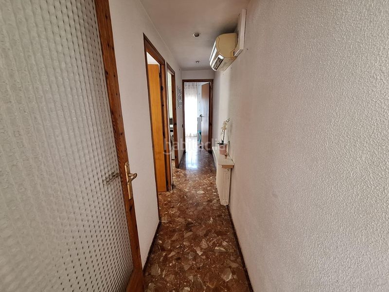 Foto 81b68cbf-e23b-4b28-bfce-4a1291b0903a. Casa adossada amb calefacció aparcament a Poble - Casc Antic Castellar del Vallès