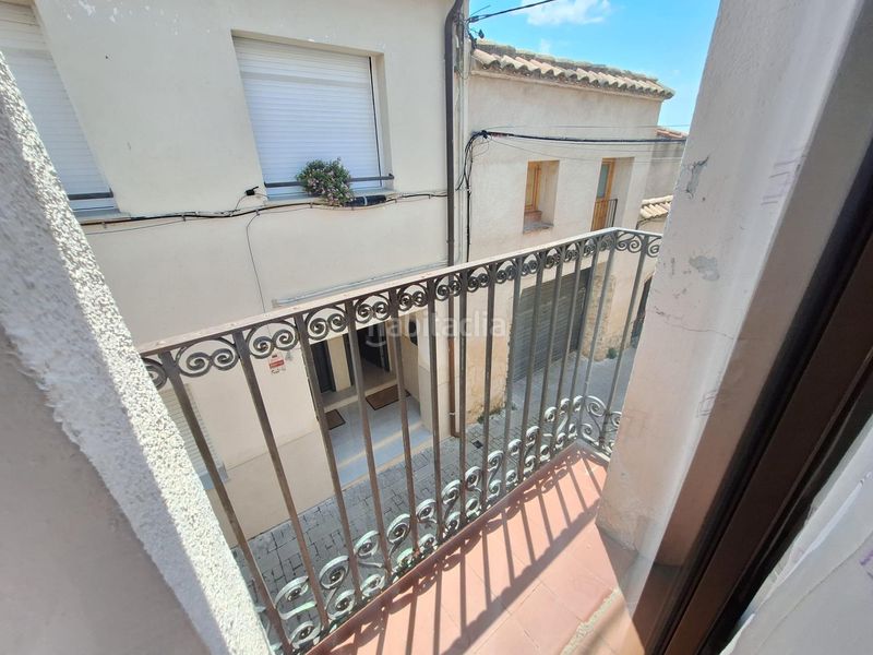 Foto f915b197-b831-4117-98c7-8295b09e35bc. Casa adossada amb calefacció aparcament a Poble - Casc Antic Castellar del Vallès