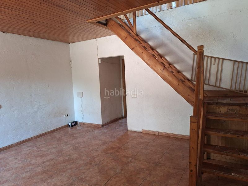 Foto 740b96e4-ba8c-4b22-adba-0b2065ea5fa7. Masia amb aparcament a Vacarisses