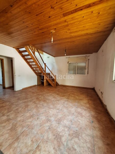 Foto 9ddab784-4fe8-4215-adf6-a7dcd6c628ec. Masia amb aparcament a Vacarisses