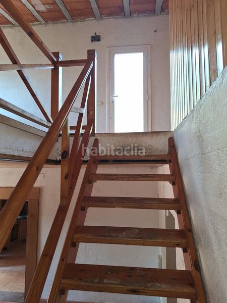 Foto b67ae18e-5d0e-4e75-b367-a69c3f02a279. Masia amb aparcament a Vacarisses