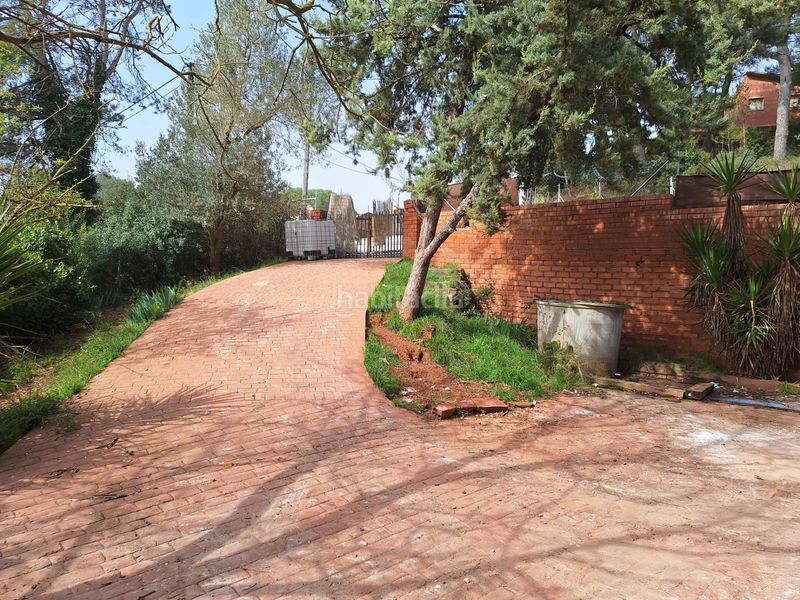 Foto e9e245ba-f1ca-4586-8029-aa149e35678e. Masia amb aparcament a Vacarisses