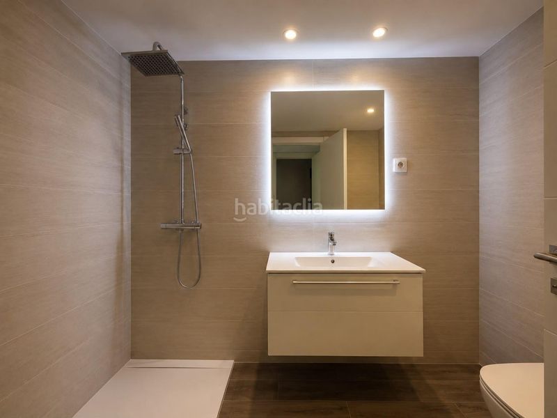 Foto 43f8ce21-8214-4c8d-ba2f-e85ba7e1ba4e. Flat with heating parking pool in Centre Sabadell