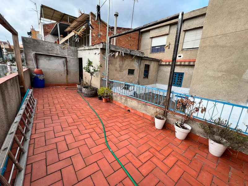Foto 1272b2ec-ca4b-42f5-8548-0726dcaa74ff. Casa amb aparcament a Ca n'Oriac Sabadell