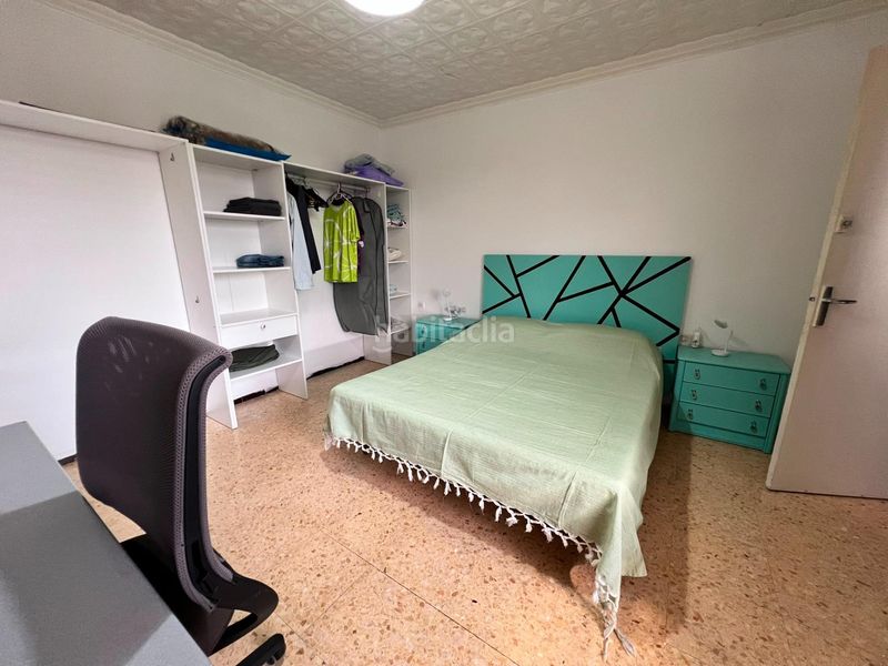 Foto 598adad6-7e6d-4b55-b6f8-9477171993a1. Casa amb aparcament a Ca n'Oriac Sabadell