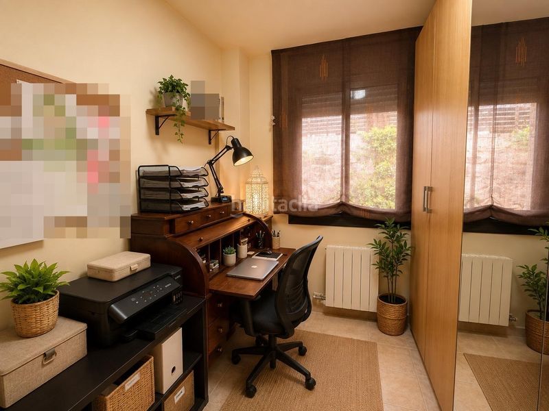 Foto 0ea33612-83b9-4878-b3ef-7f04fa9d51c9. Casa adossada amb calefacció aparcament a Eixample - Can Bogunyà Castellar del Vallès