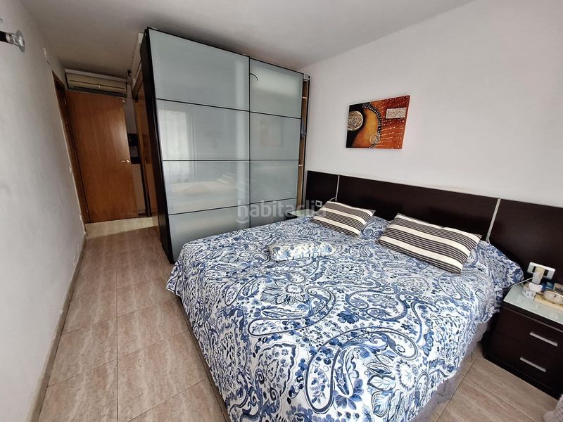 Foto cbaa75d0-4b3e-43e7-b170-7e39f624e921. Casa adossada amb calefacció aparcament a Eixample - Can Bogunyà Castellar del Vallès