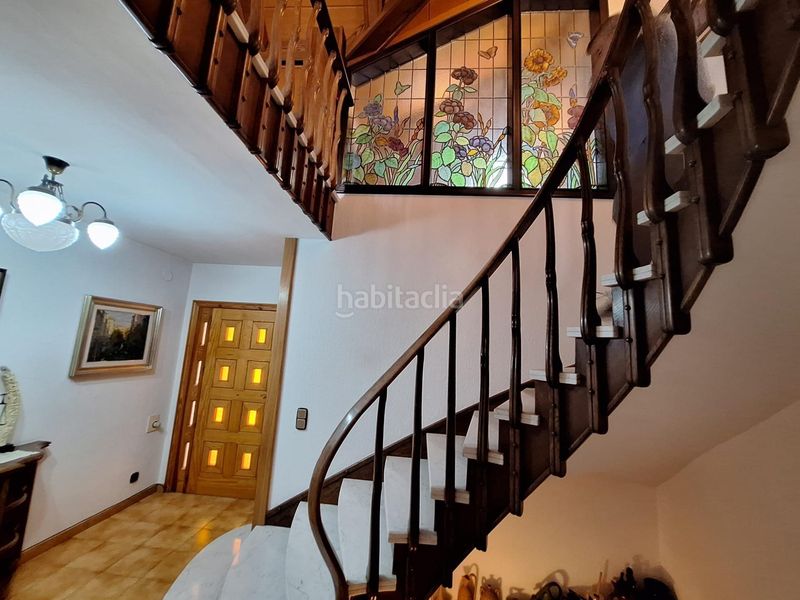 Foto 6cd34370-cbe2-4a16-97a2-51663b332436. Casa amb calefacció aparcament piscina a Airesol Castellar del Vallès