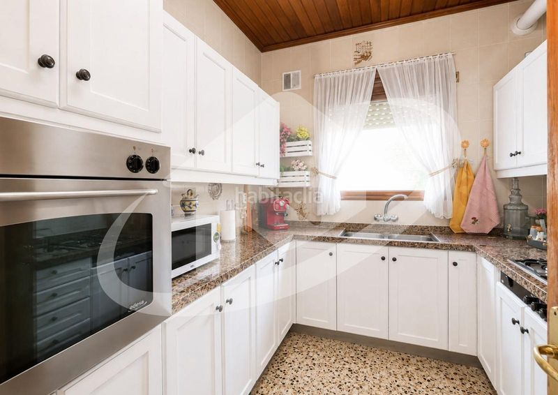 Foto 01fa98eb-093d-4012-a452-cff0d37ff04f. Casa amb calefacció aparcament a Sentmenat