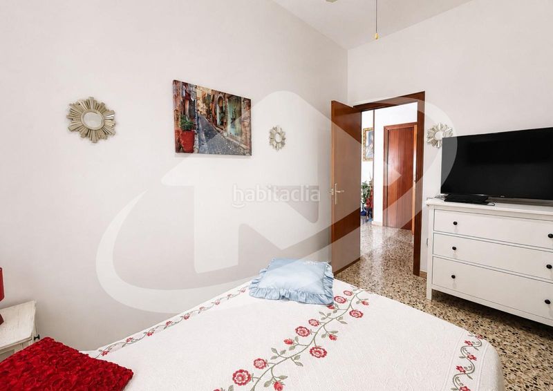 Foto b377bc7f-4828-4a2f-bce0-e26f94655395. Casa amb calefacció aparcament a Sentmenat