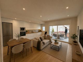 Flat  Avenida barbera de. Piso totalmente reformado a estrenar con terraza de 10 metros